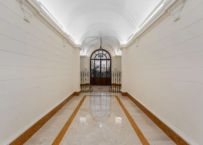 VIVILO COLLECTION - Marche 54 Apart 4bdr - Close to Via Veneto